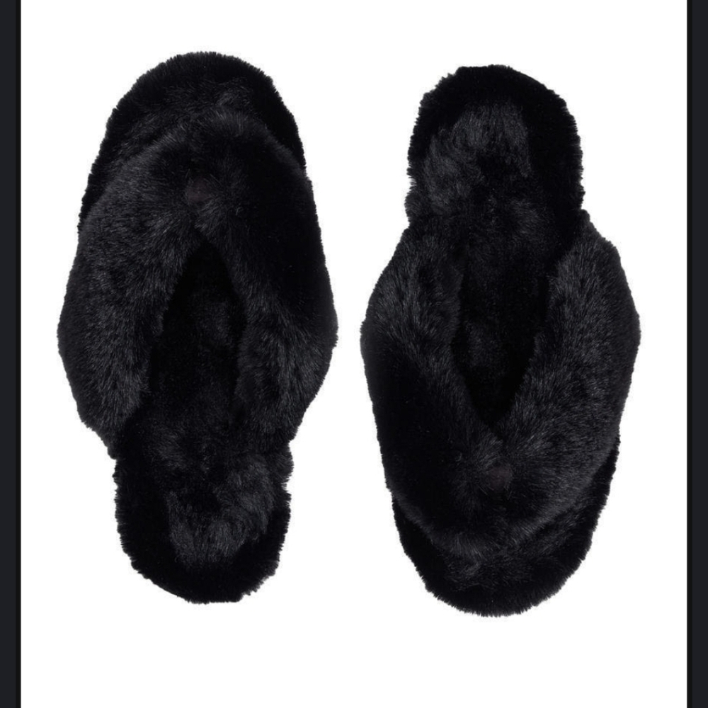 Black Fuzzy Slippers